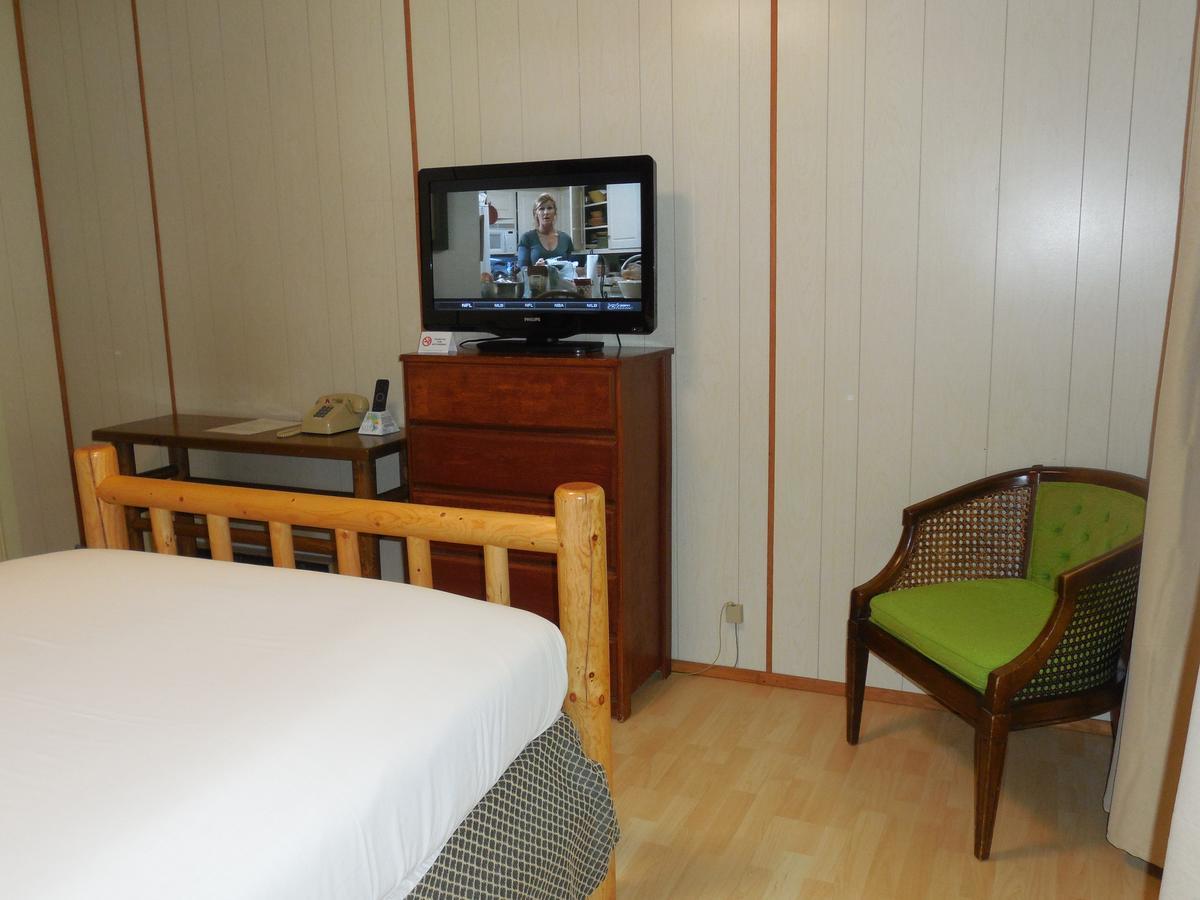 Mountain View Lodge - No Pets Allowed Пакууд Стая снимка